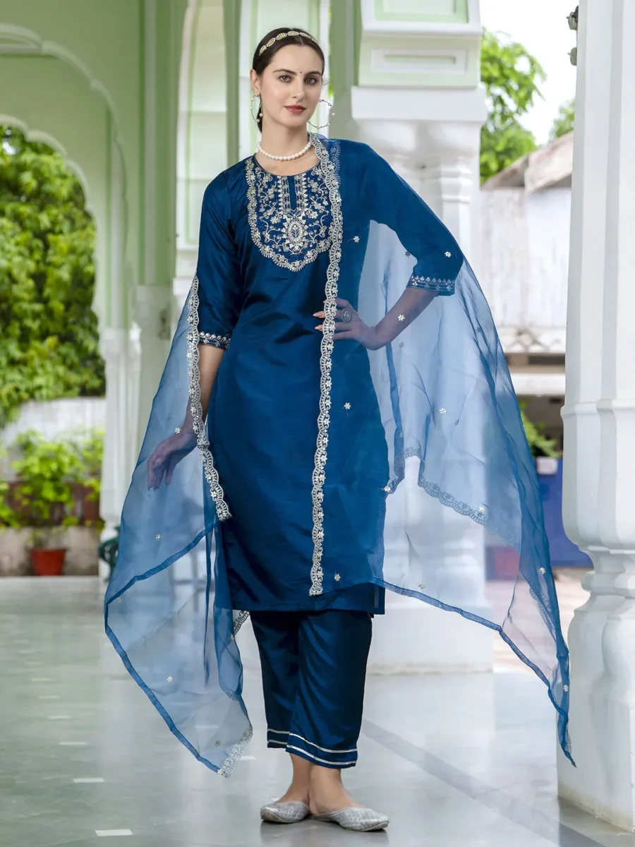 Bisakha Silk Blend Embroidered Kurta Set with Dupatta | VICORA