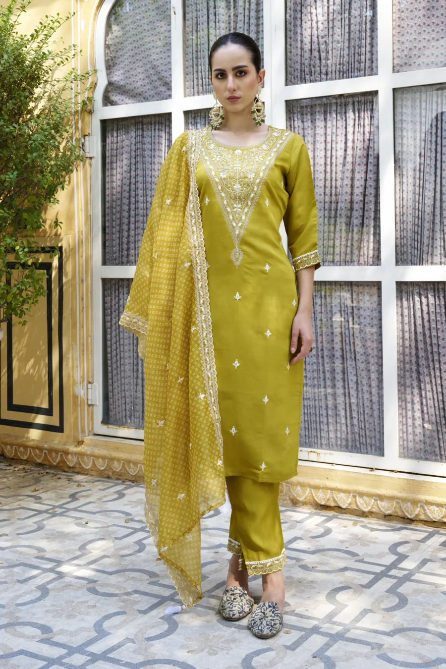 Tridevi Embroidered Silk Blend Straight Suit With Dupatta | VICORA