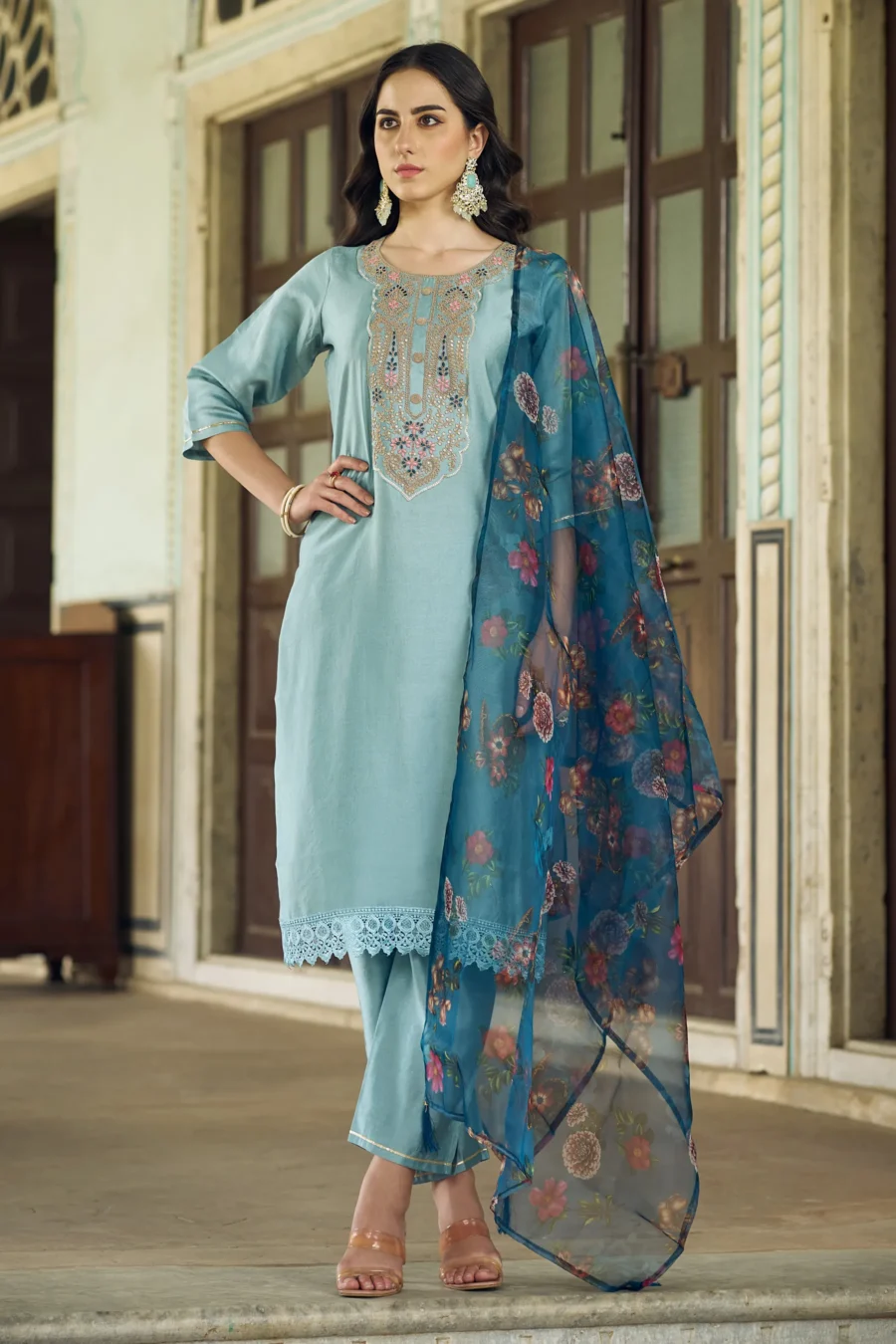 Vedika Women Kurta and Pant Sets Viscose Rayon Fabric | VICORA