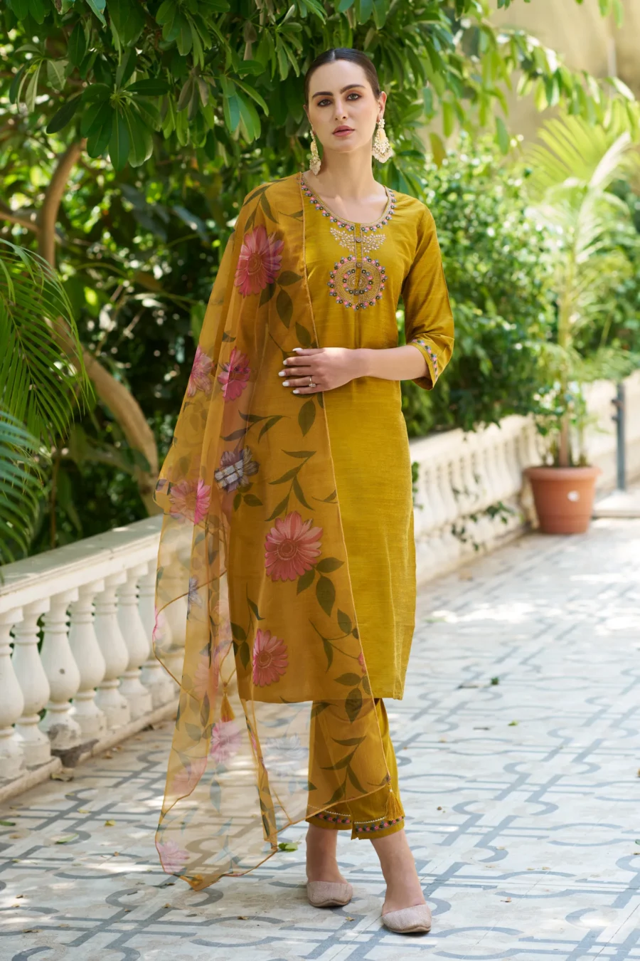 Astitva Women Kurta and Pant Sets Cotton Silk Fabric | VICORA