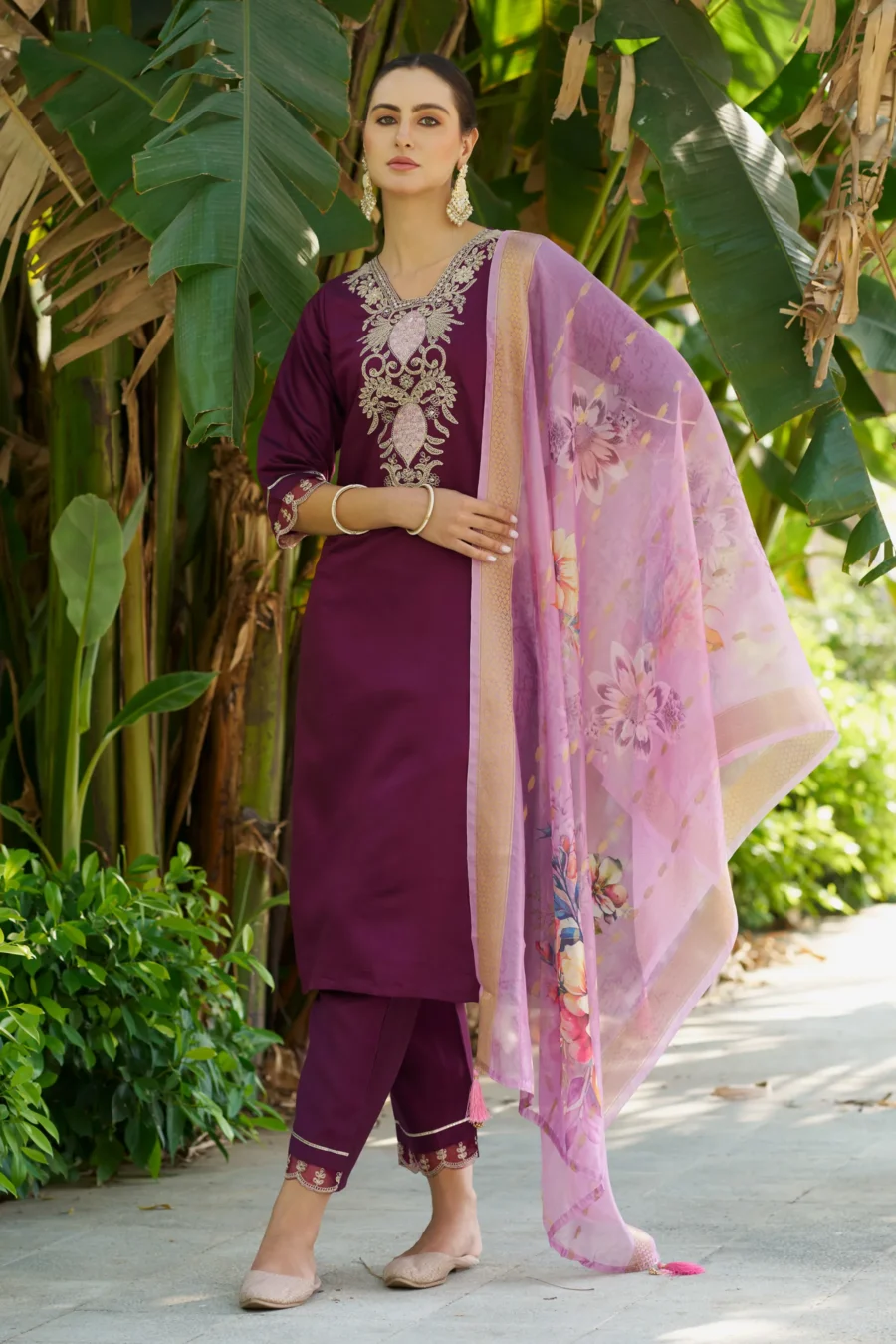 Aarambh Women Kurta and Pant Viscose Rayon Fabric | VICORA