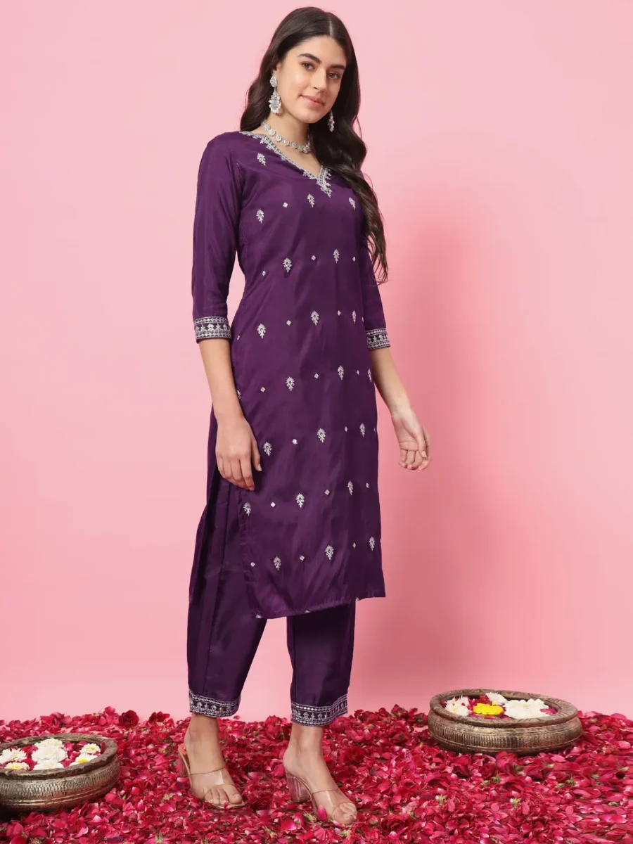 Saanjh Silk Blend Kurta and Trouser Set with Organza Dupatta | VICORA