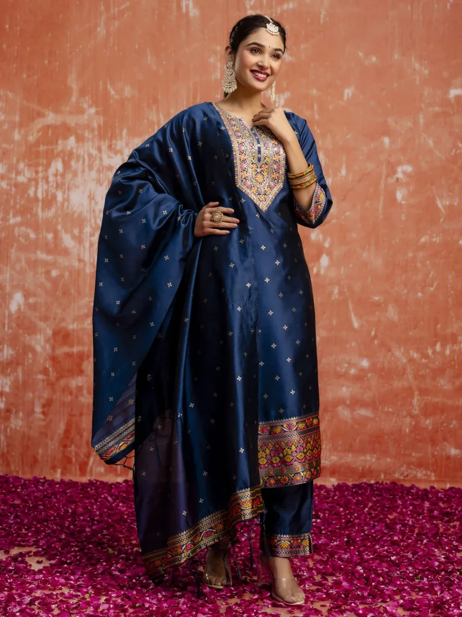 Saanvi Women Silk Blend Kurta Pant Dupatta Set | VICORA
