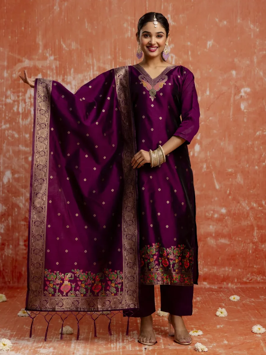Padmavati Women Silk Blend Kurta Pant Dupatta Set | VICORA