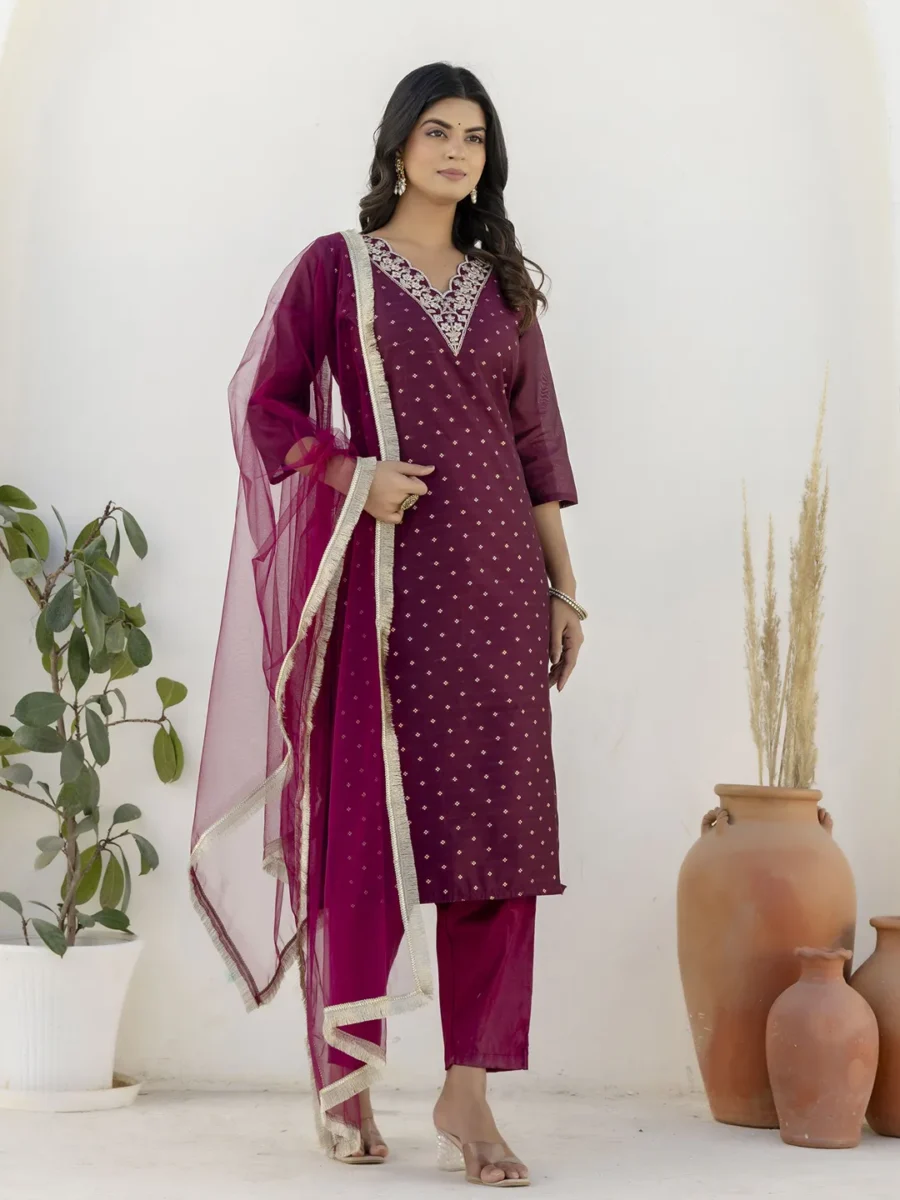 Akriti Women Silk Blend Kurta Pant Dupatta Set | VICORA