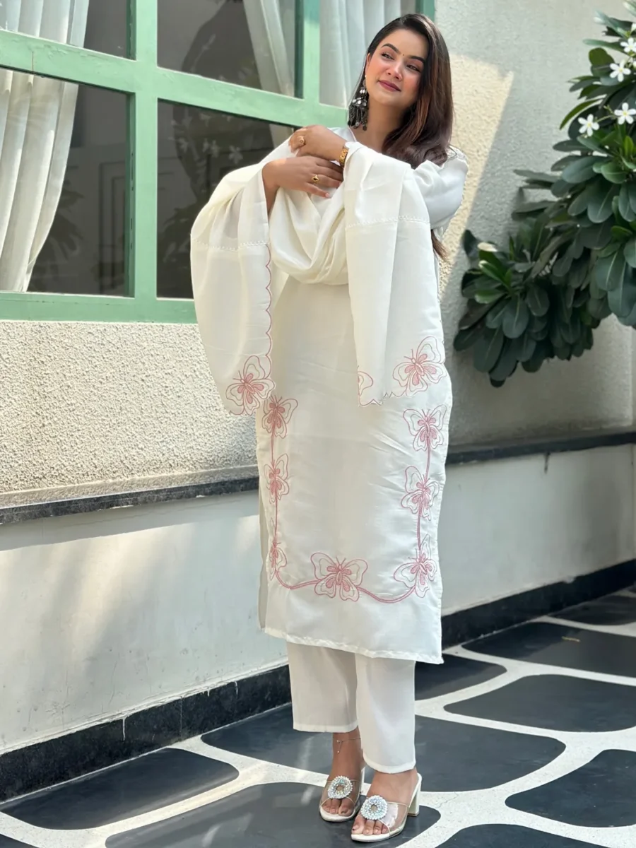 Buy Leona White Embroidred Kurta Sets with Heavy thread Work Women Suits Online | VICORA