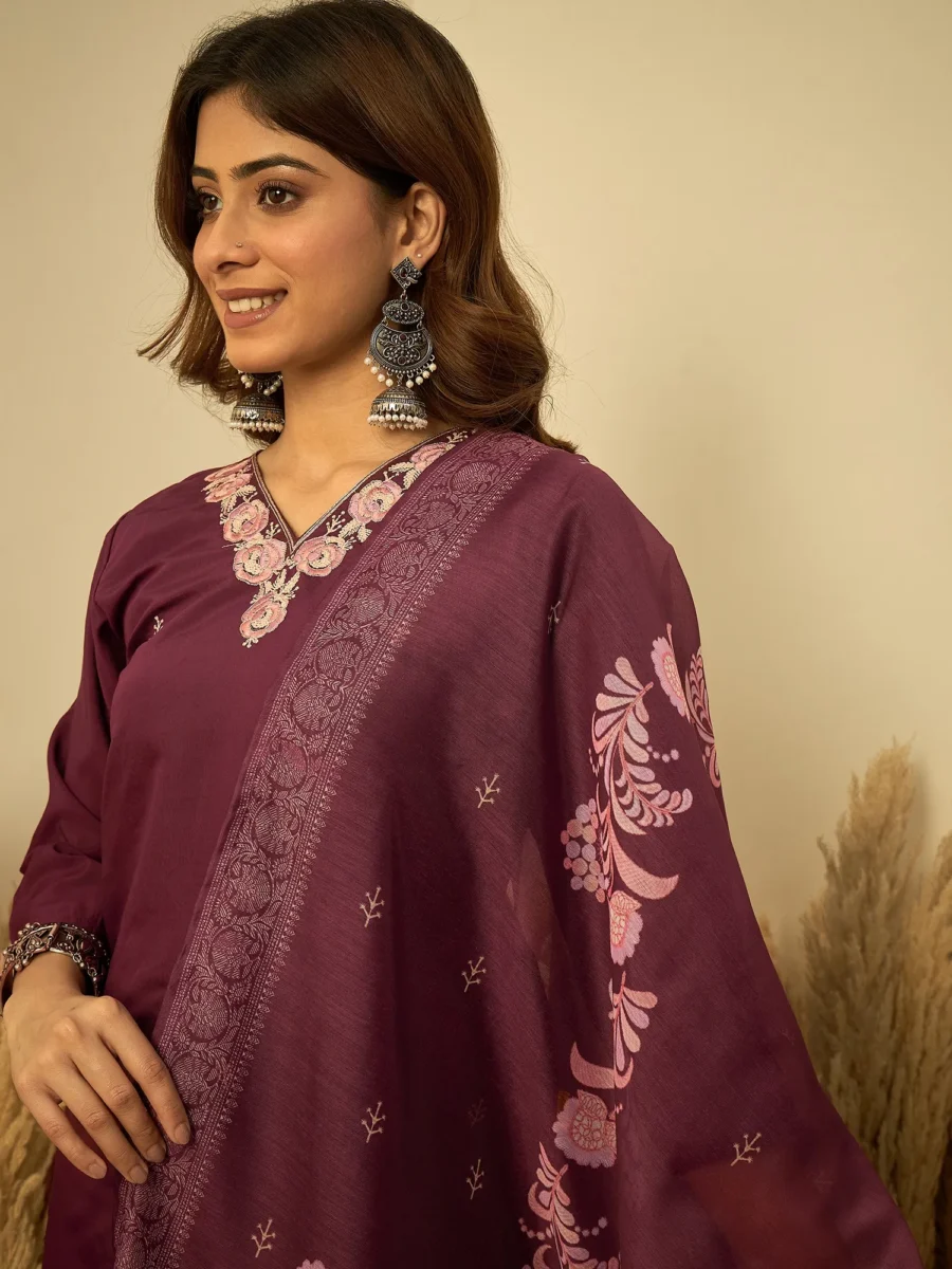 Buy Wine Women’s Traditional Kurta Pant Set with Dupatta Online | VICORA