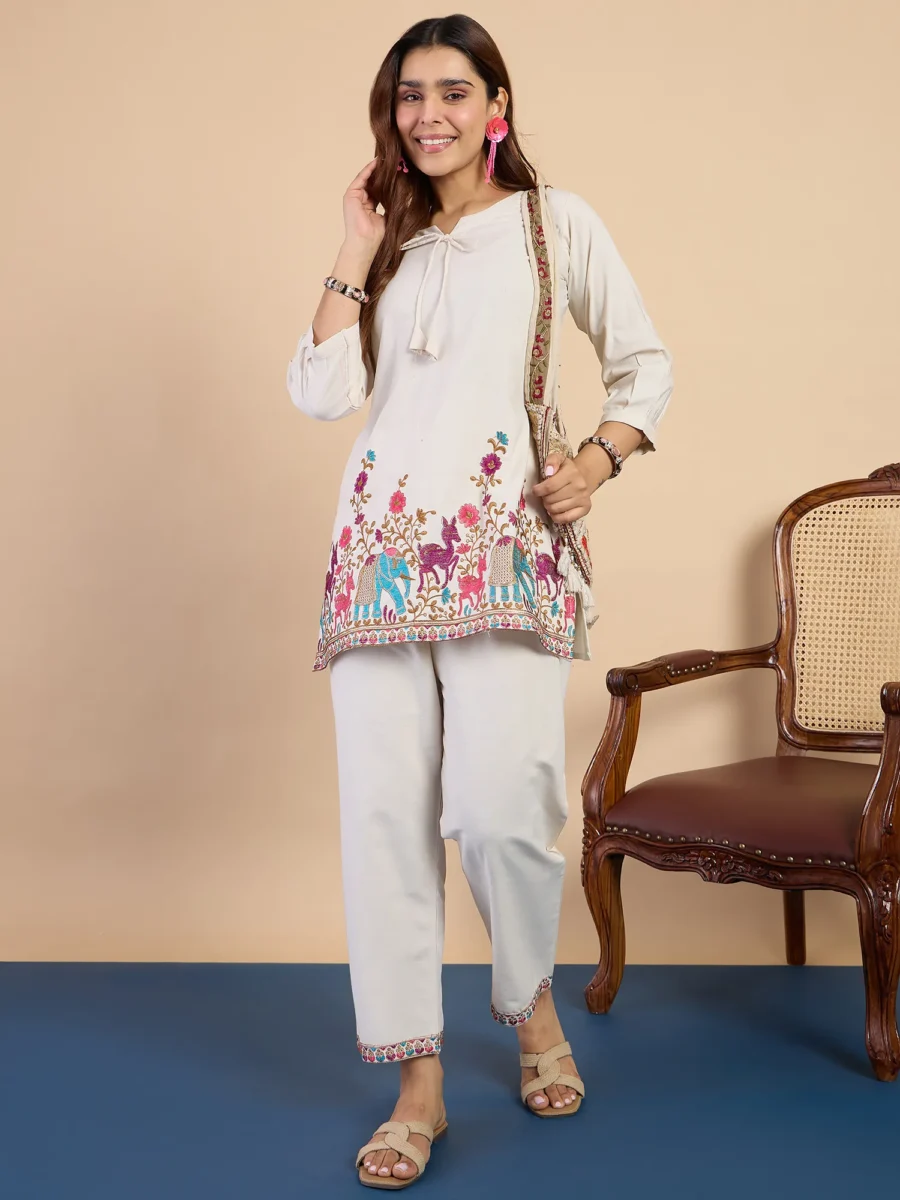 Buy Off-white Women's Designer Kurta Pant Set Premium Pattern Collection Online | VICORA