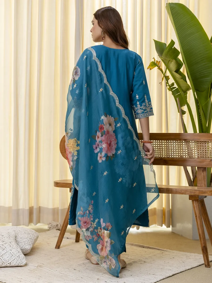 Buy Vireya Rama Embroidred Kurta Sets with Sequins Work Women Suits Online | VICORA